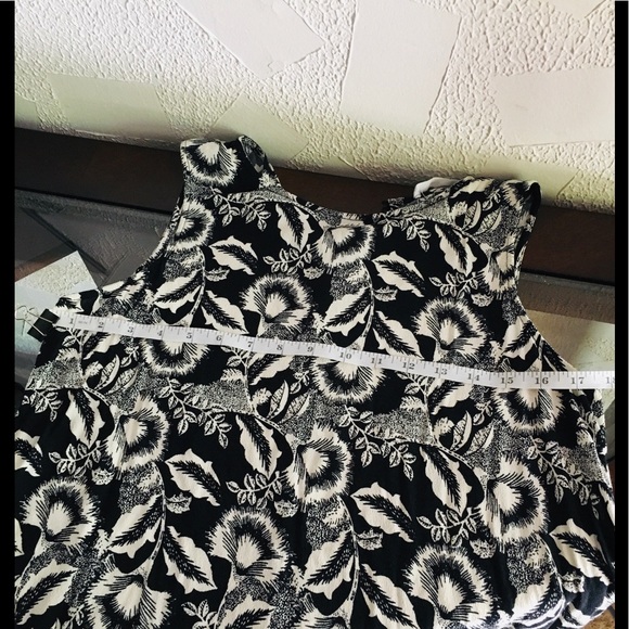 (2 for $15 ) Mango Chiffon Ruffle Top - Picture 11 of 13